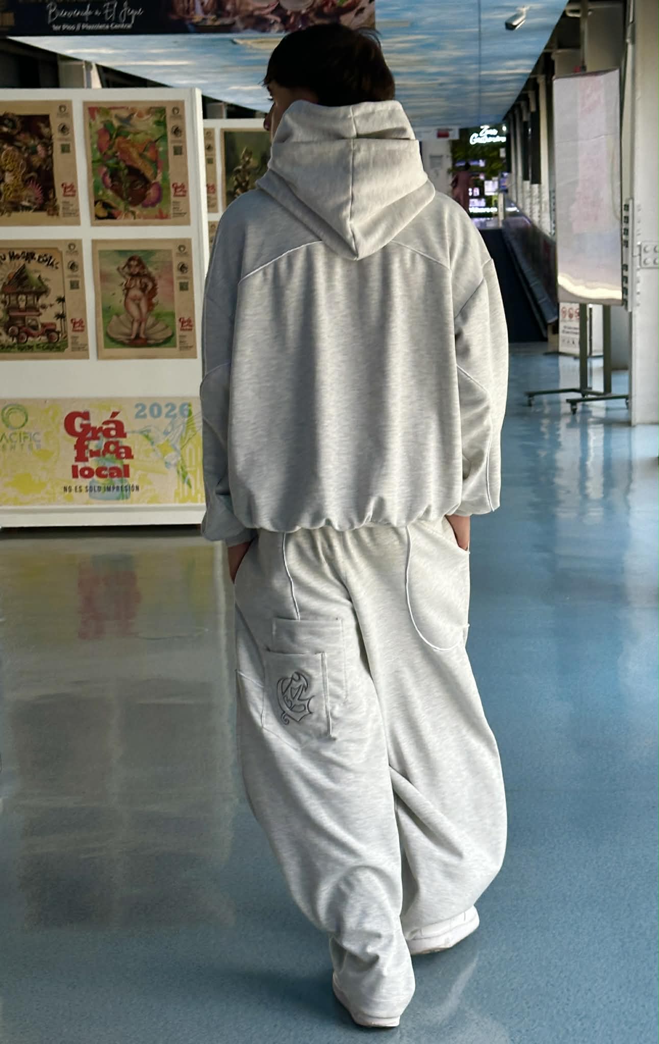 TRACKSUIT GHOSTED