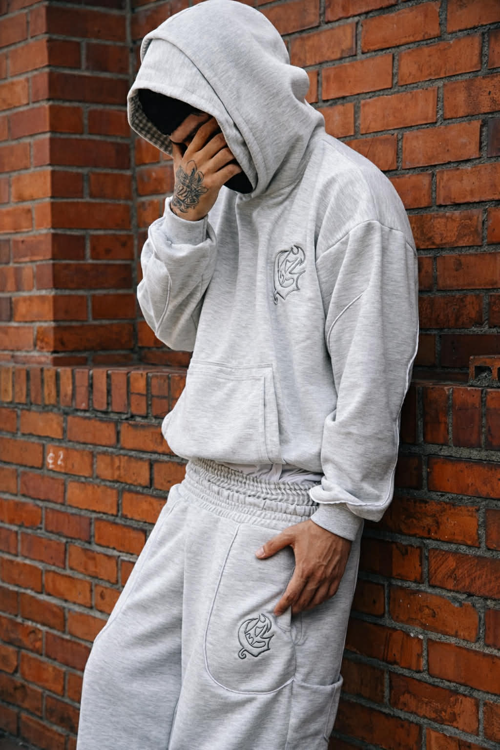 TRACKSUIT GHOSTED