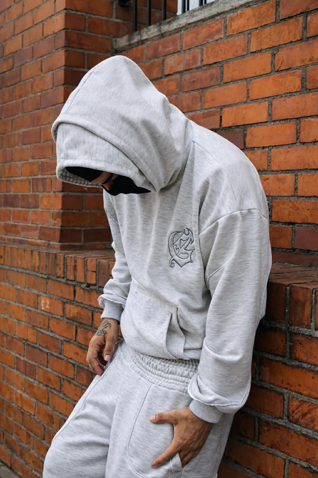 TRACKSUIT GHOSTED