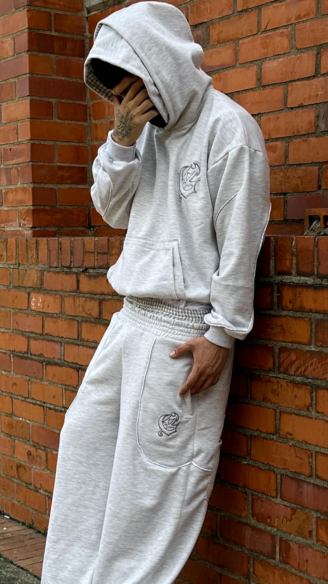 TRACKSUIT GHOSTED
